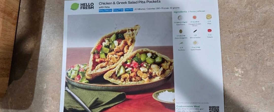 Chicken & Greek Salad Pita Pockets